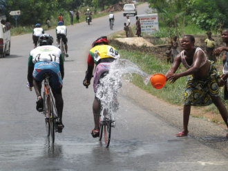 03 Tour Du Togo   Rafraichissements